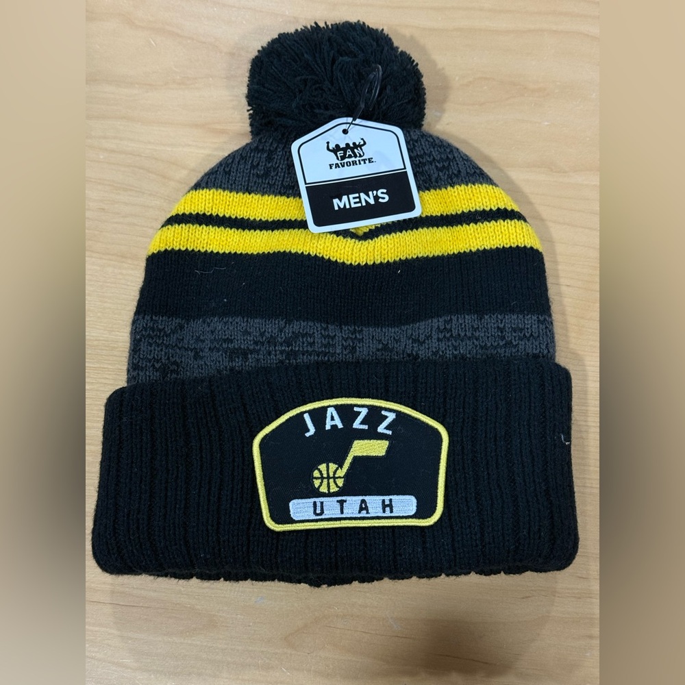 New with tags NBA Utah Jazz Beanie Men’s